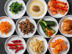 韓國餐桌的小菜冷知識！你真的懂韓國餐廳的小菜文化嗎？